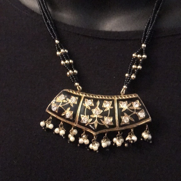 Reversible black/gold beaded necklace